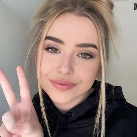 elenahardiya