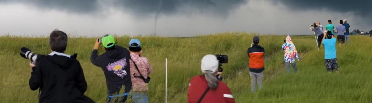 stormchasingadventuretours
