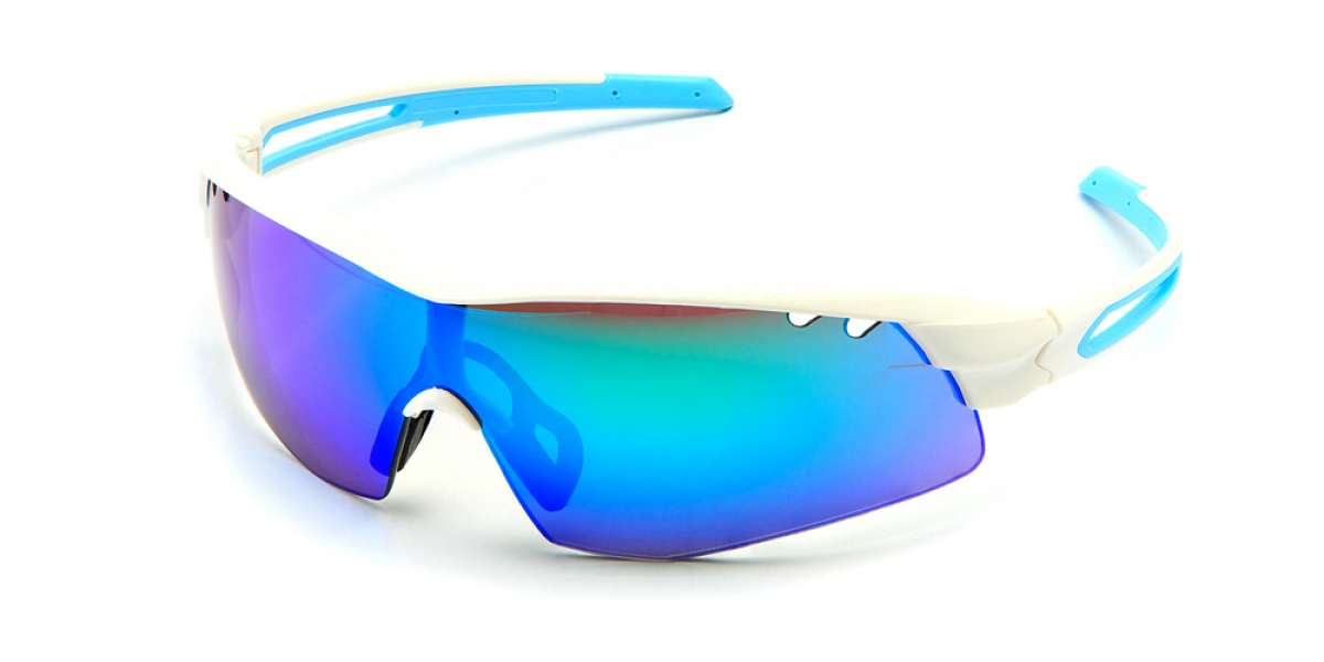 Enhance Your Pickleball Experience with the Best Safety Glasses